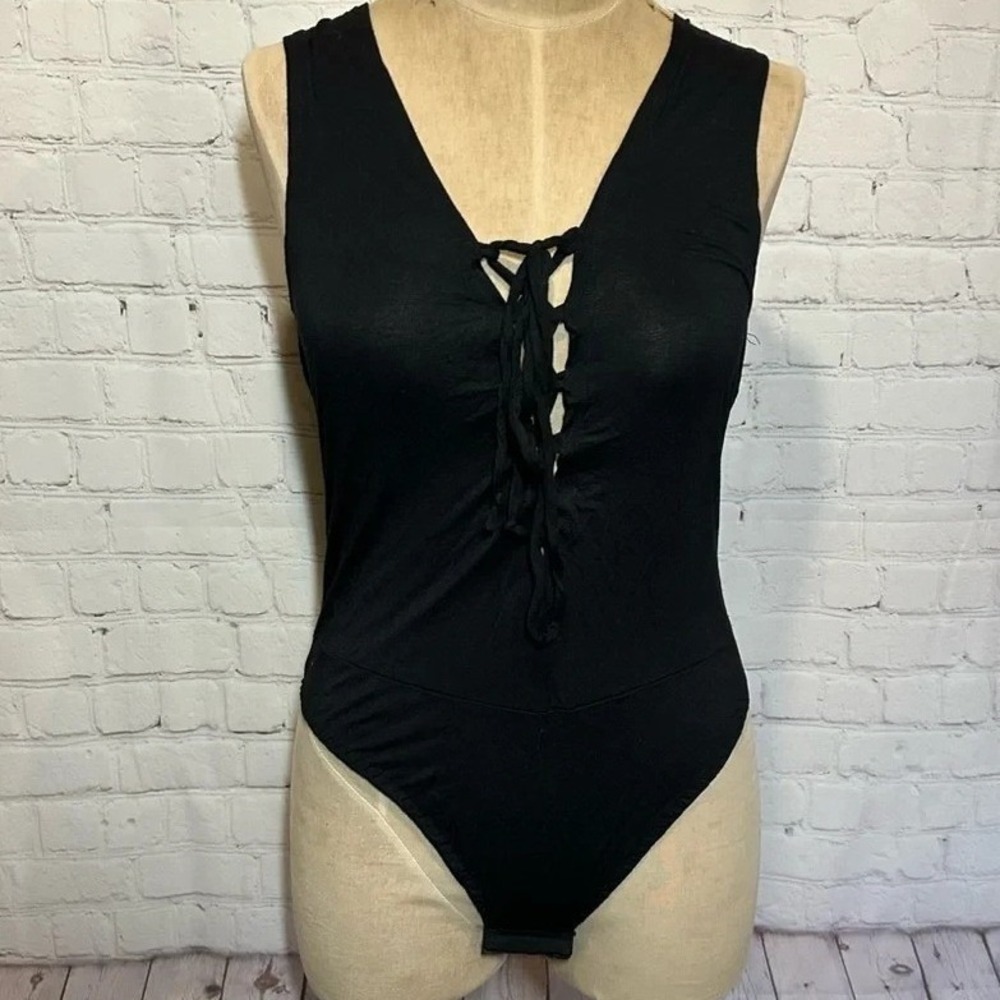 Black Lace-Up Bodysuit Soft jersey Material size 1x2x